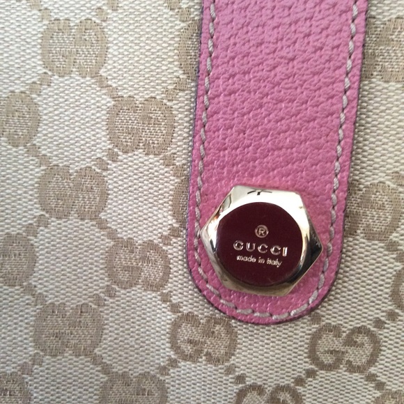 Authentic Gucci Bag - Picture 3 of 8